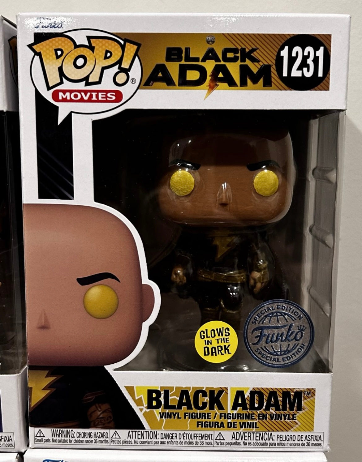 Funko Pop # 1231 - Black Adam Glow - DC.